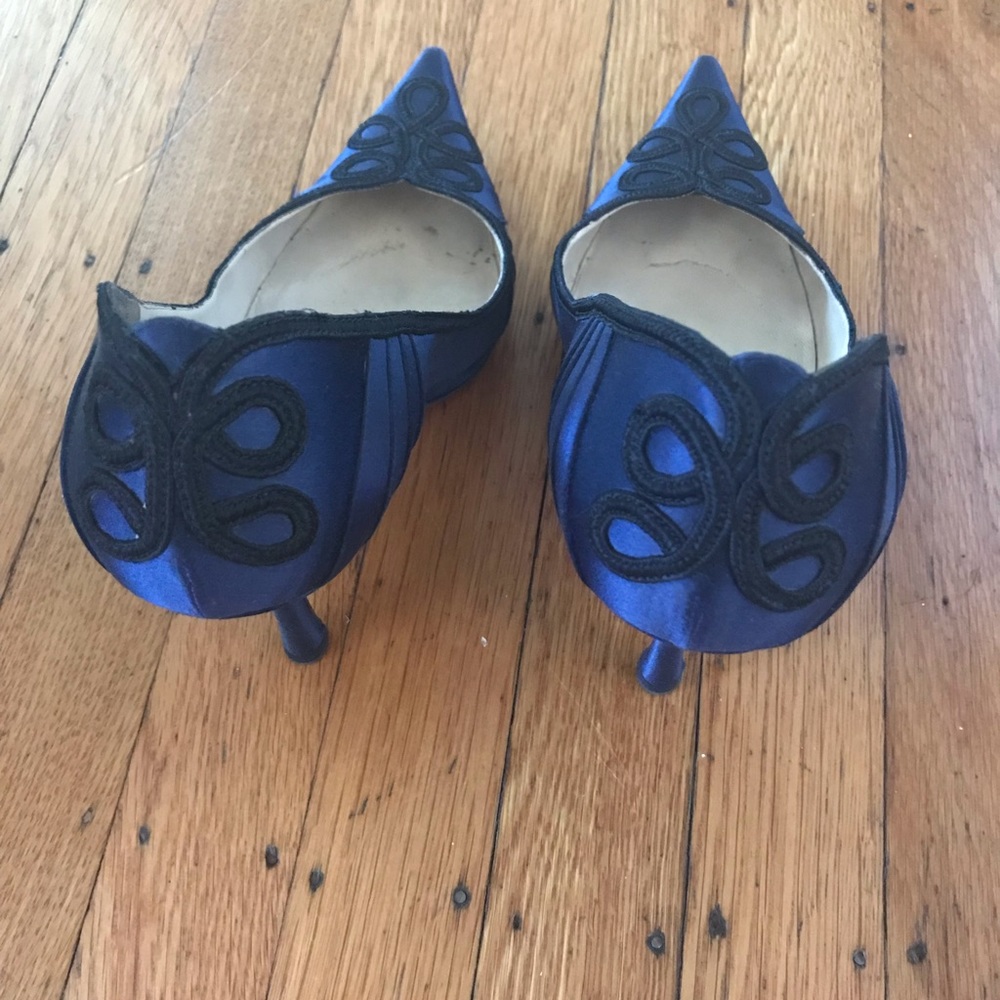 Alexandra Neel Navy Satin and Black Brocade Pump